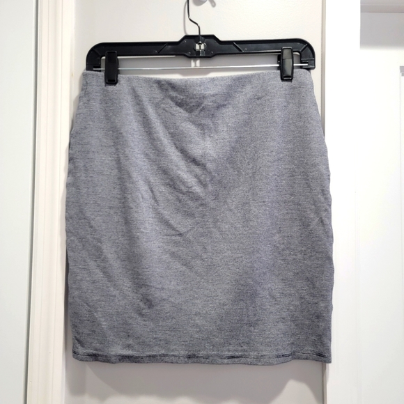 Joe Fresh Above the Knee Pull-On Skirt - Picture 1 of 6